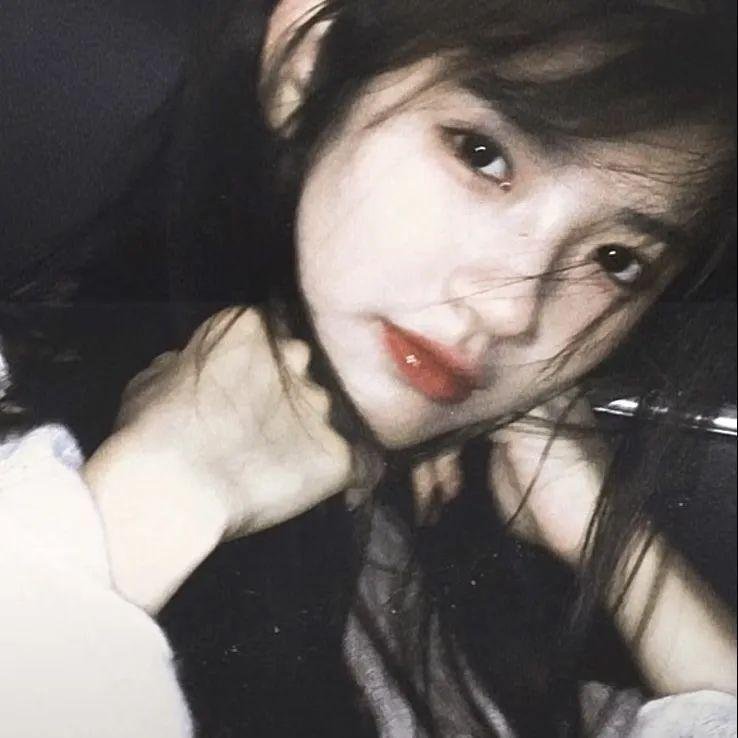 丑小鸭天鹅